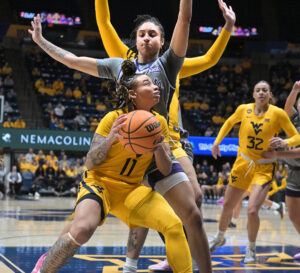 No. 17 WVU remains in Big 12 title race with a 70-57 victory against No. 12 Kansas State